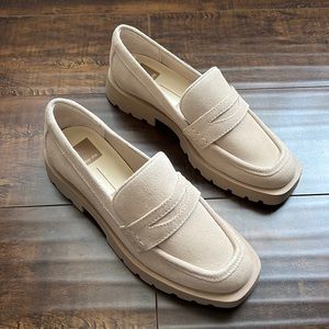 Brand New Dolce Vita ELIAS Flats in Color Dune Suede